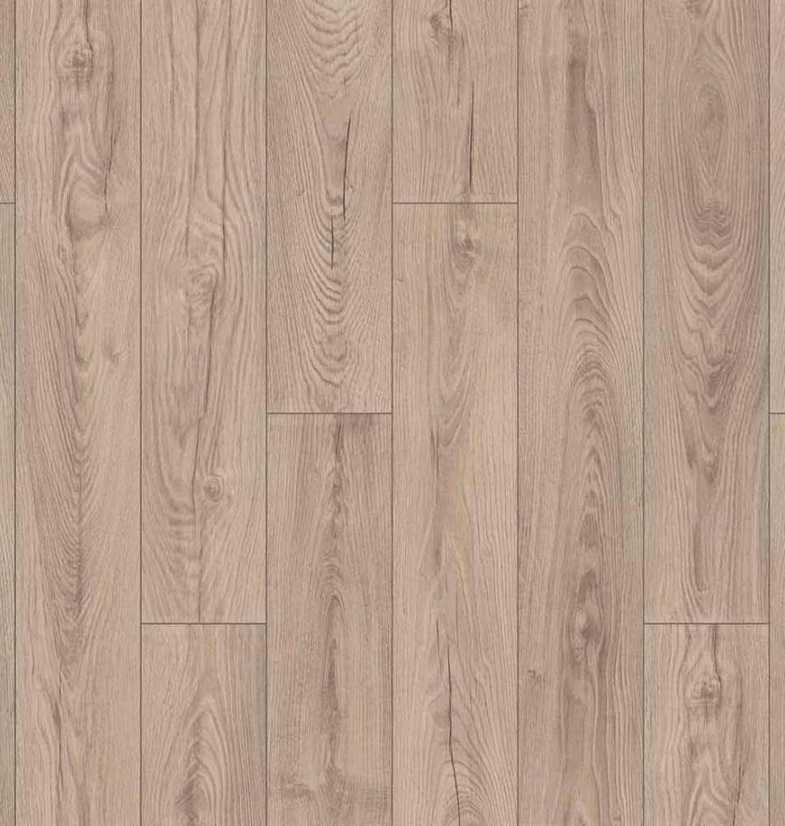 Parquet stratifié flottant aspect chêne clair.