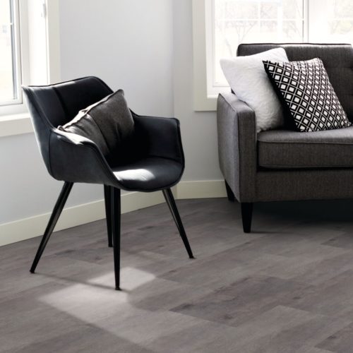 Afterhall revendeur sol Expona clic 19db stone 9087 urban steel pierre mise situation