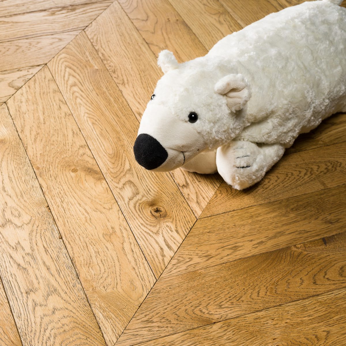 chene de l est parquet massif point de hongrie 14mm epaisseur photo ambiance