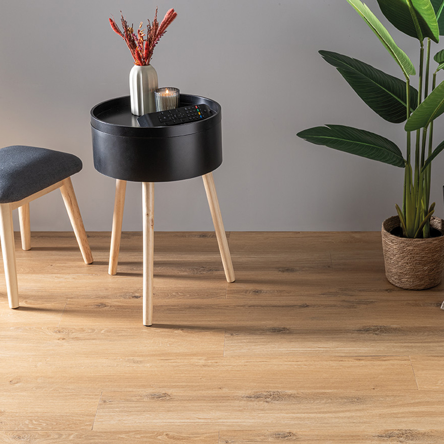 Sol vinyle à coller Kalinafloor Bordo 33 chêne foncé