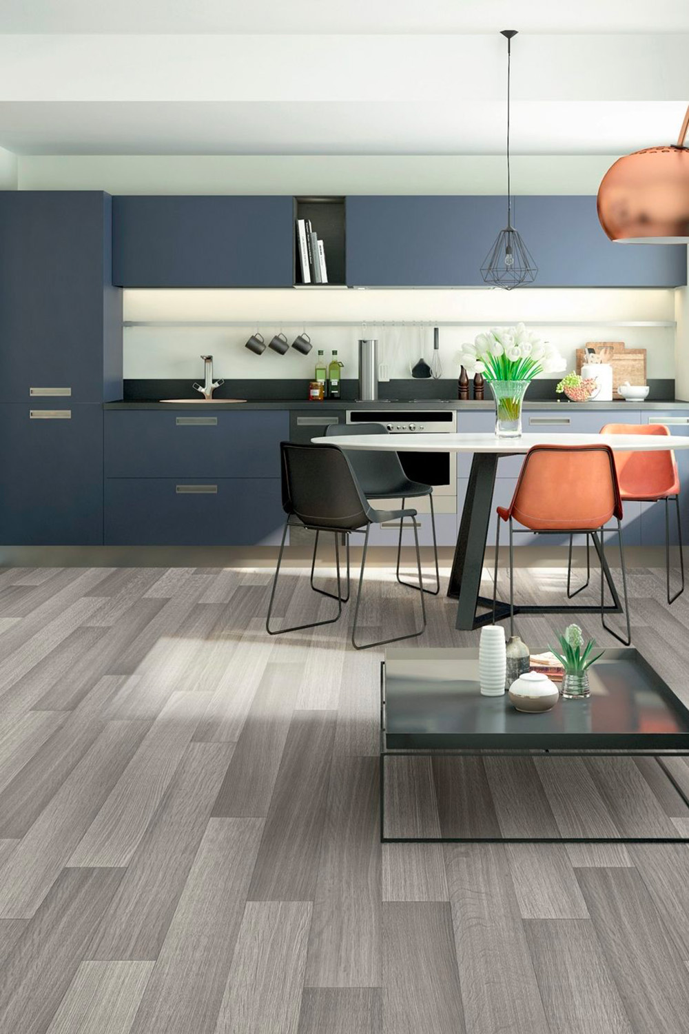 Quel sol pour aménager sa cuisine en 2025 ? 24 Sol vinyle aspect chêne gris dans une cuisine moderne